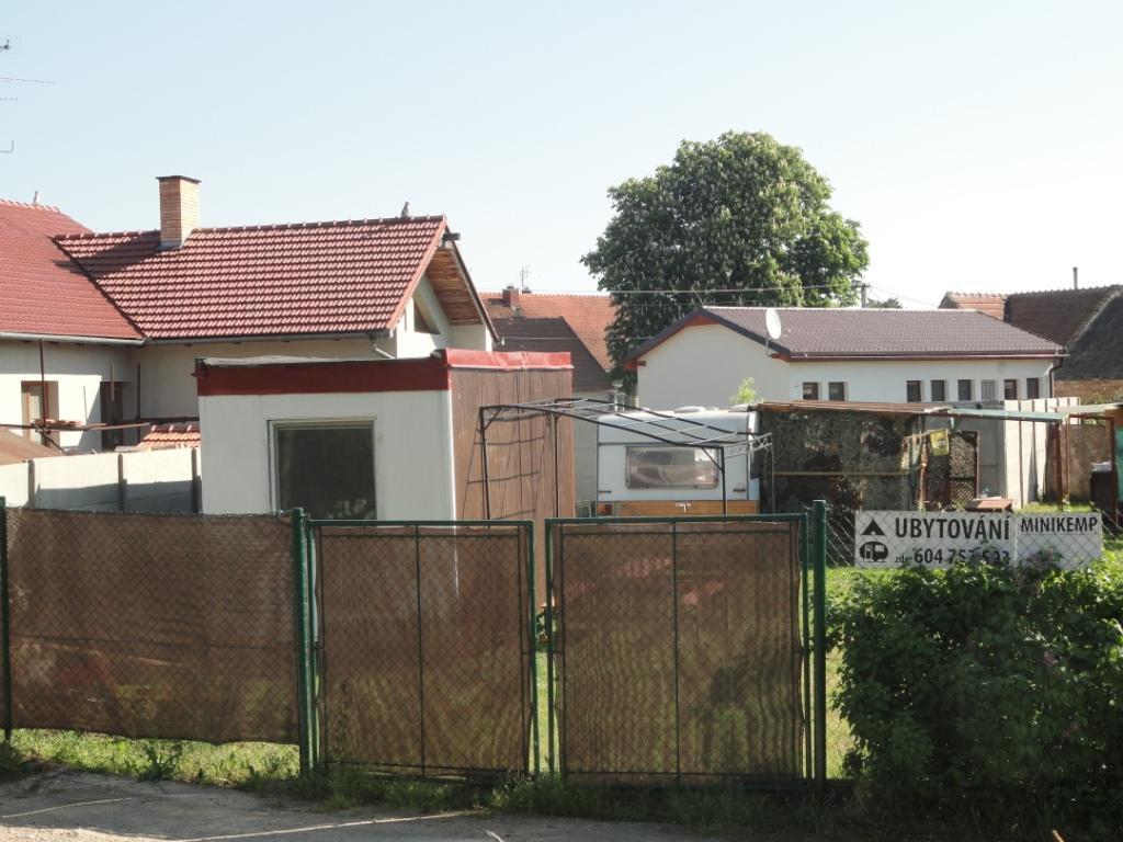 Hotel U Novomlynske Nadrze Nove Mlyny Exterior foto